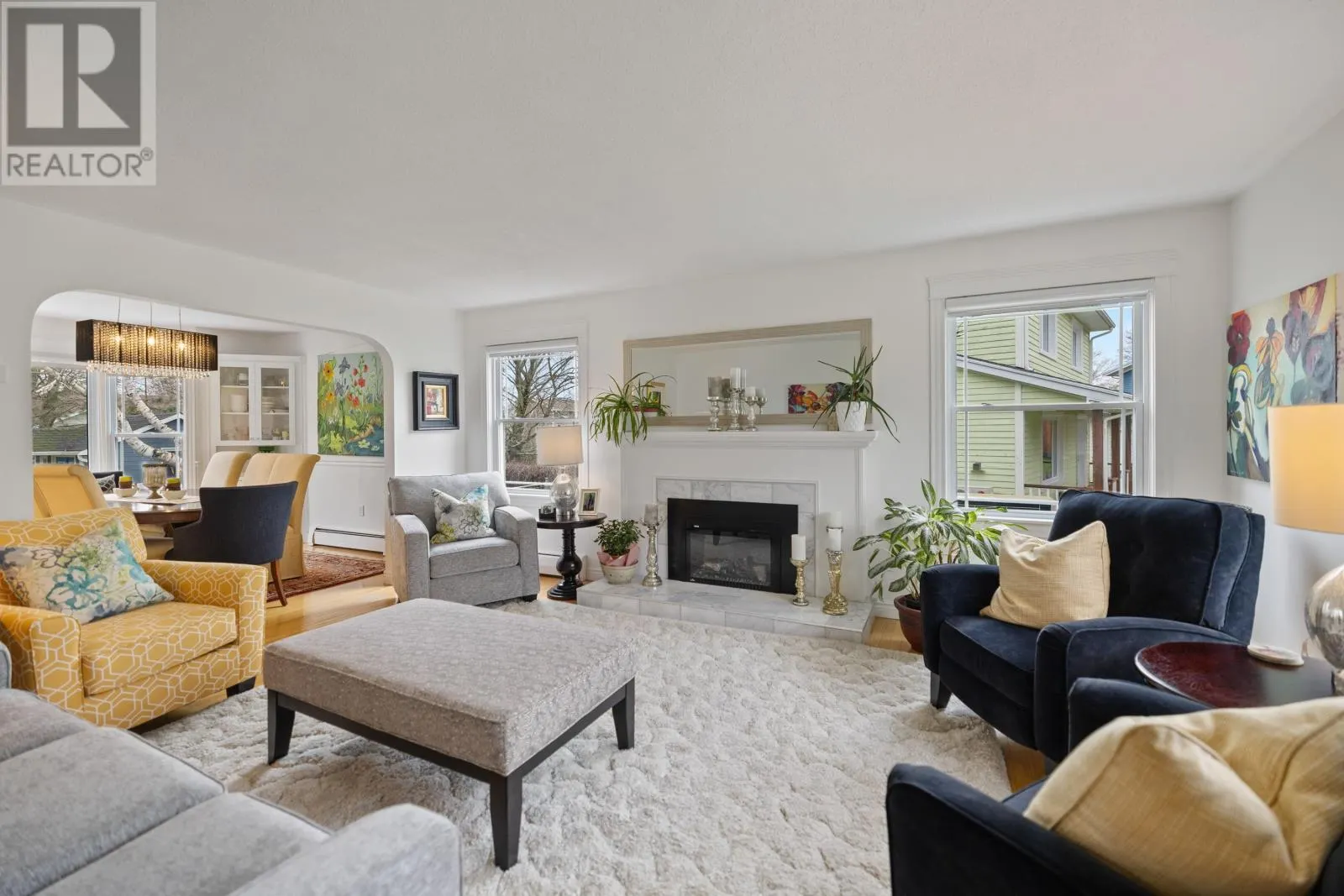 33 St Claire Avenue