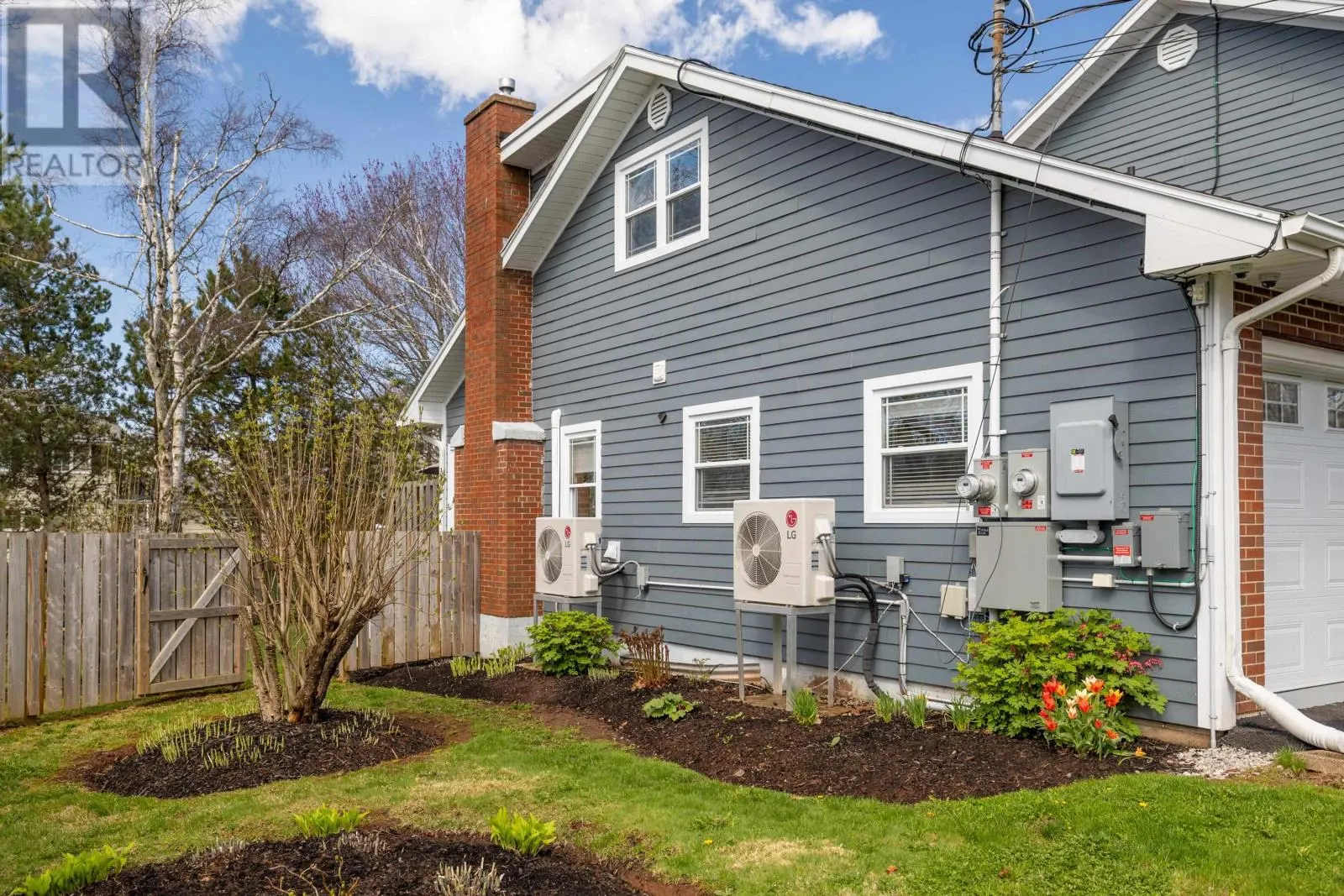 33 St Claire Avenue