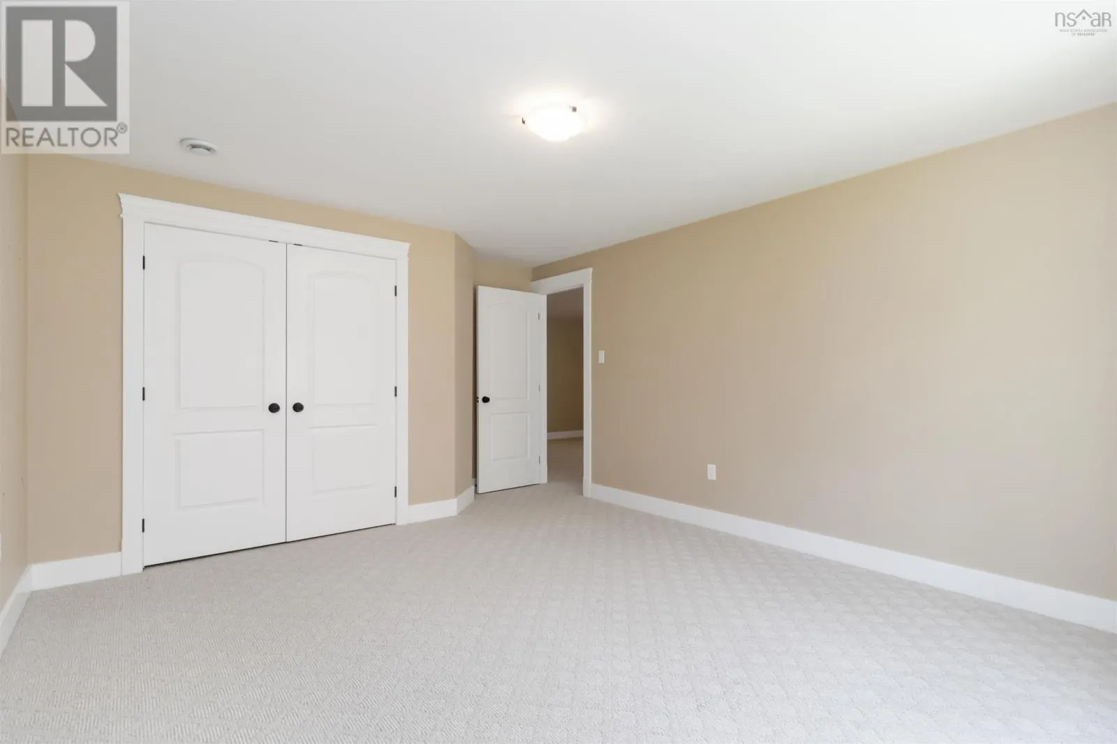 12 Kirkwood Court