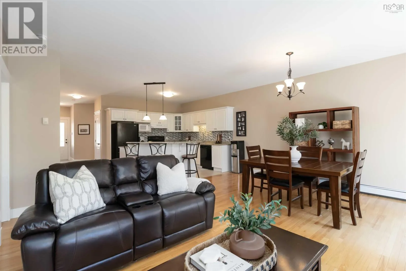 12 Kirkwood Court