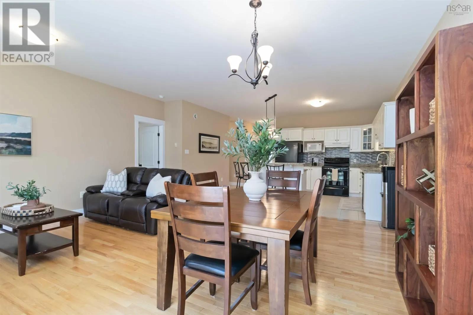12 Kirkwood Court