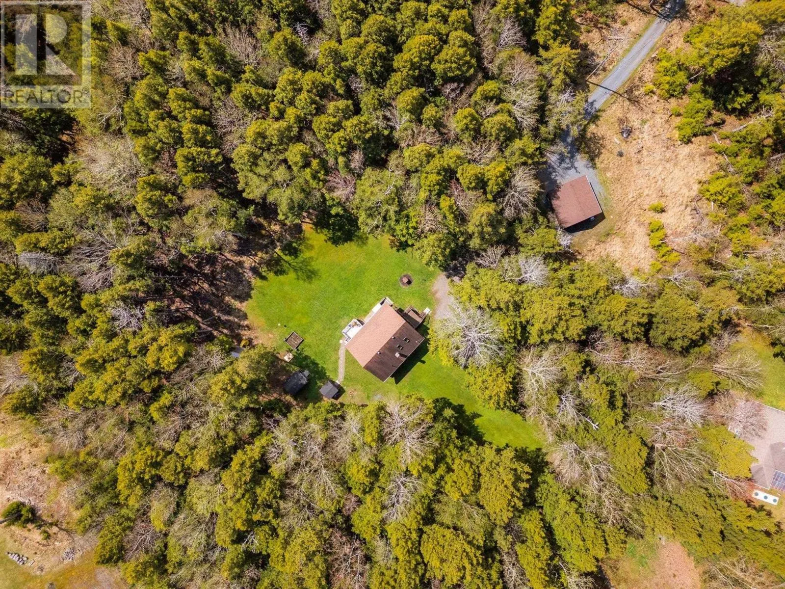 30 Deep Woods Lane