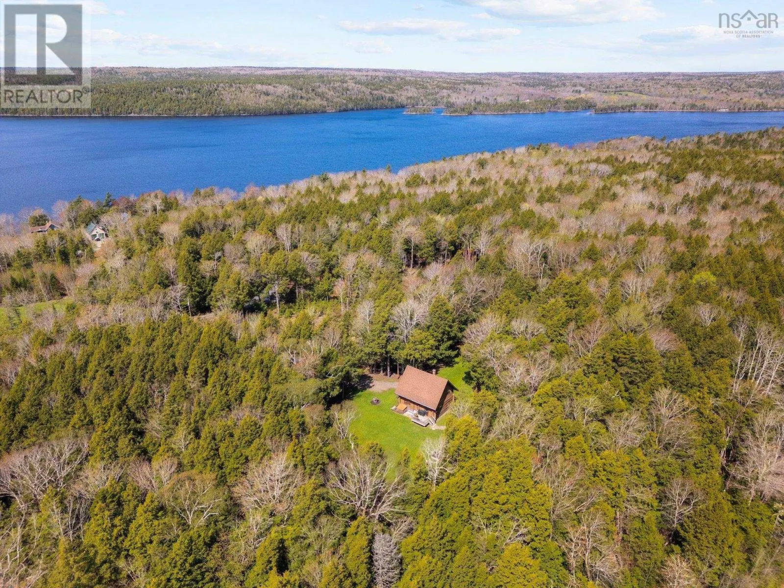 30 Deep Woods Lane