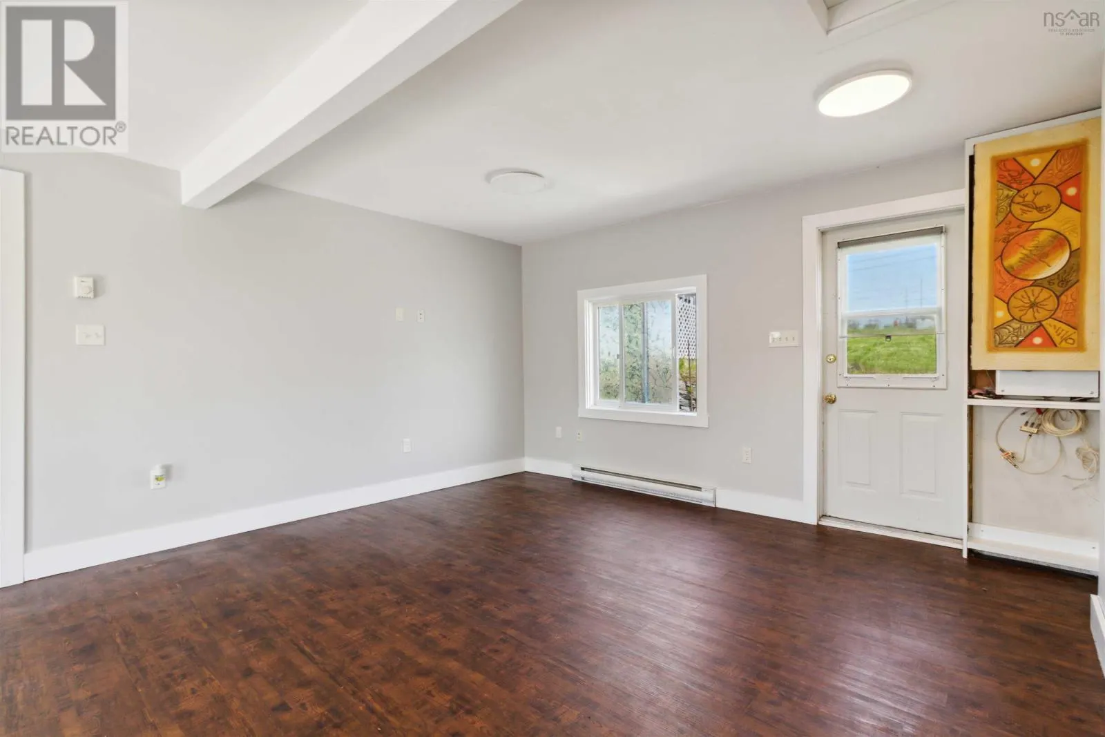 18 Nivens Avenue