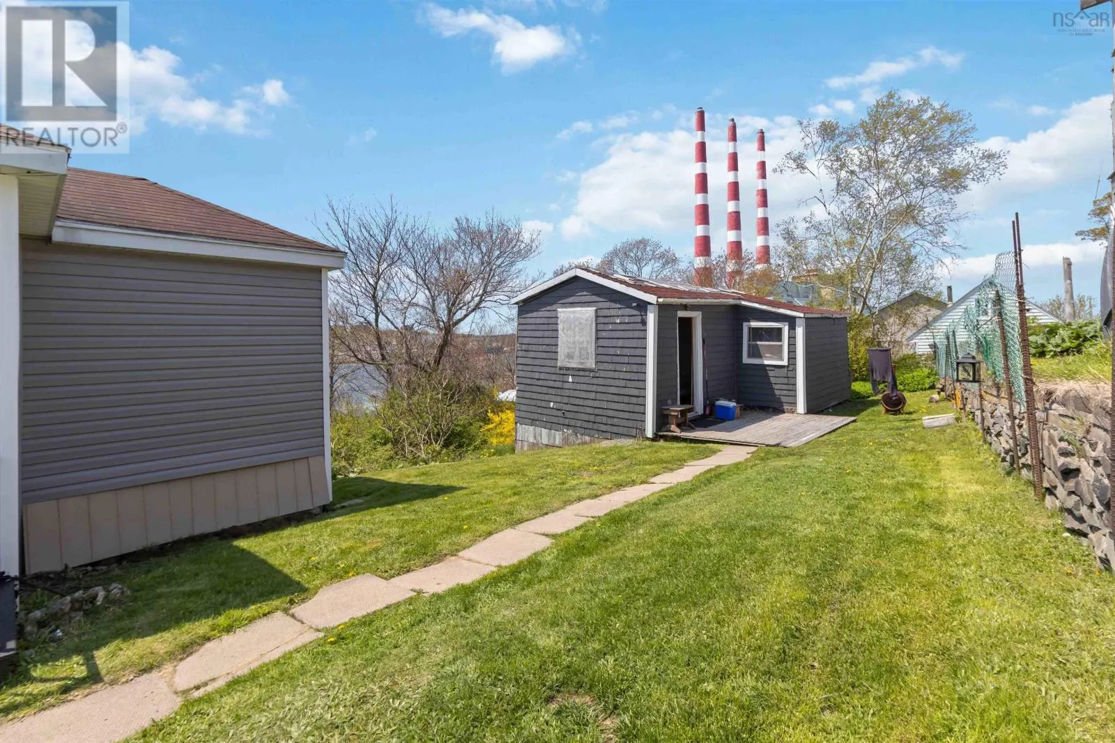 18 Nivens Avenue