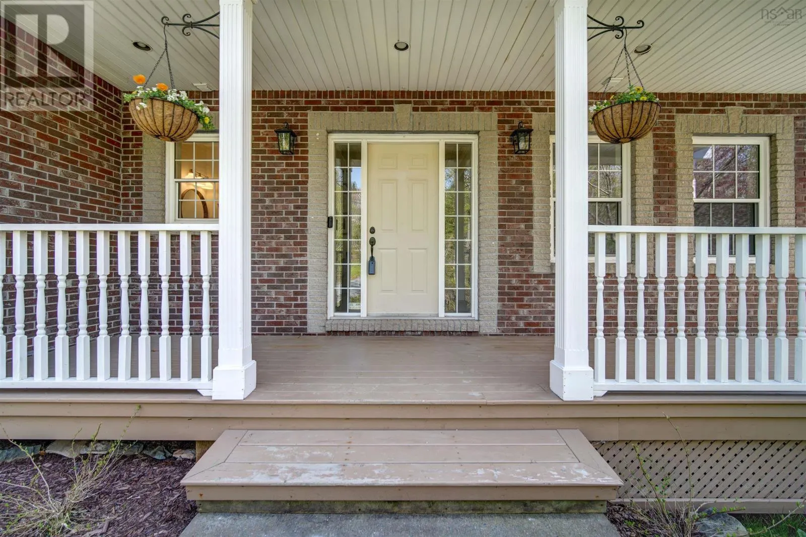 193 Lincolnshire Drive