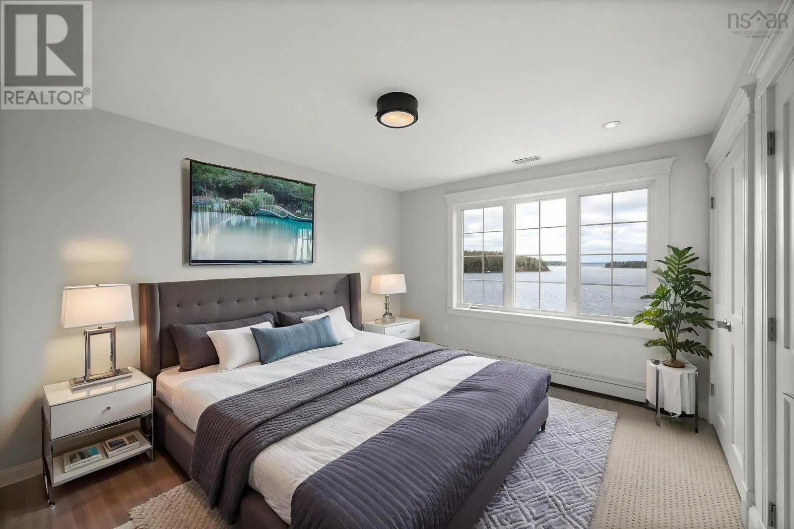 56 Oceansea Drive