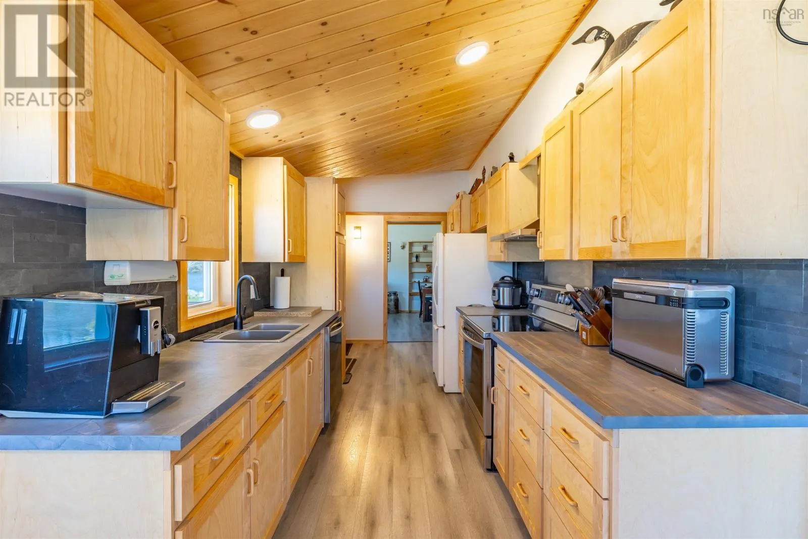 1202 Boutilier Branch Road
