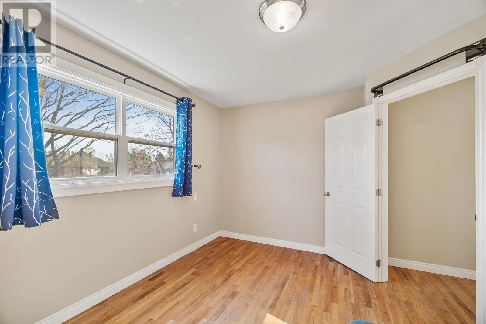 82 Cornwall Road