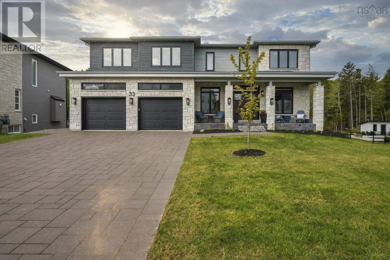 33 Cairnstone Lane
