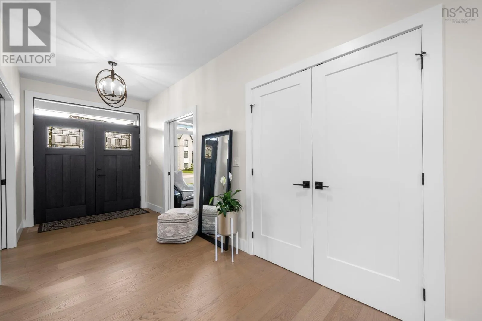 33 Cairnstone Lane