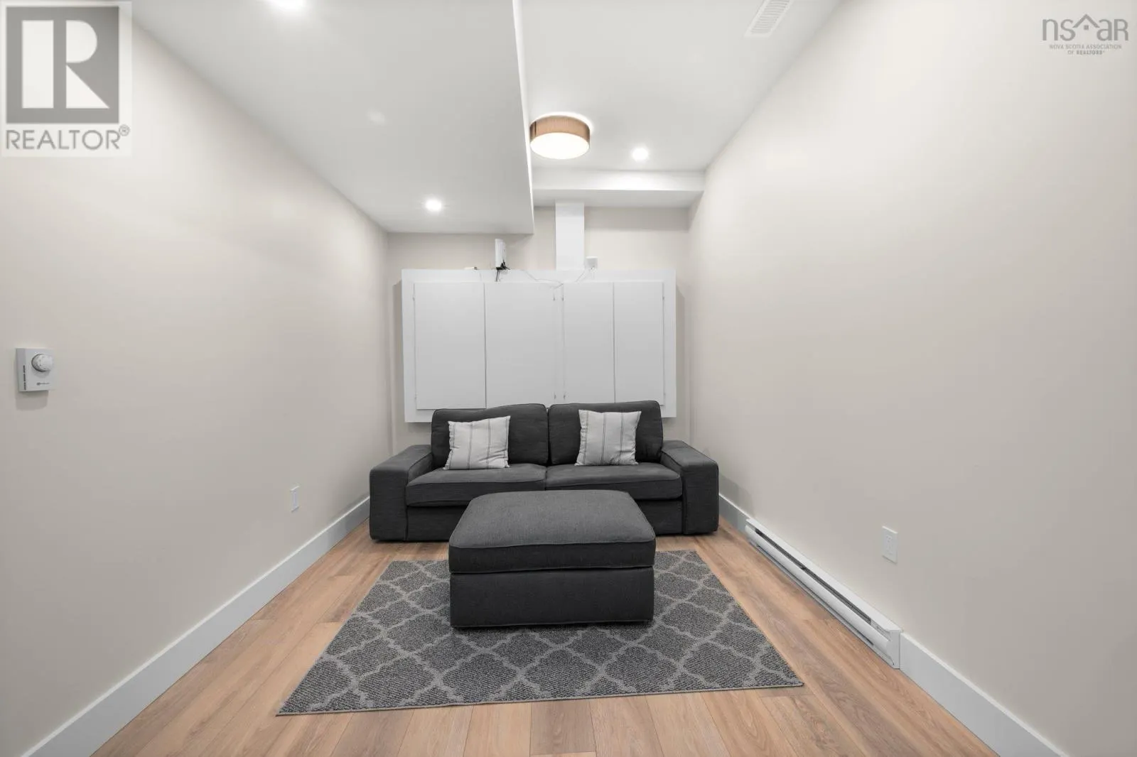 33 Cairnstone Lane