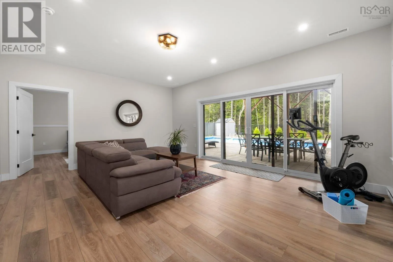 33 Cairnstone Lane