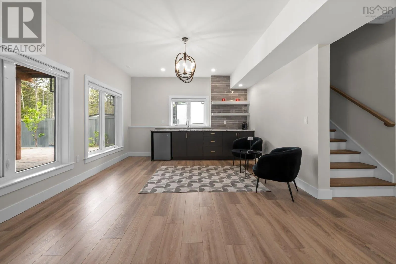 33 Cairnstone Lane