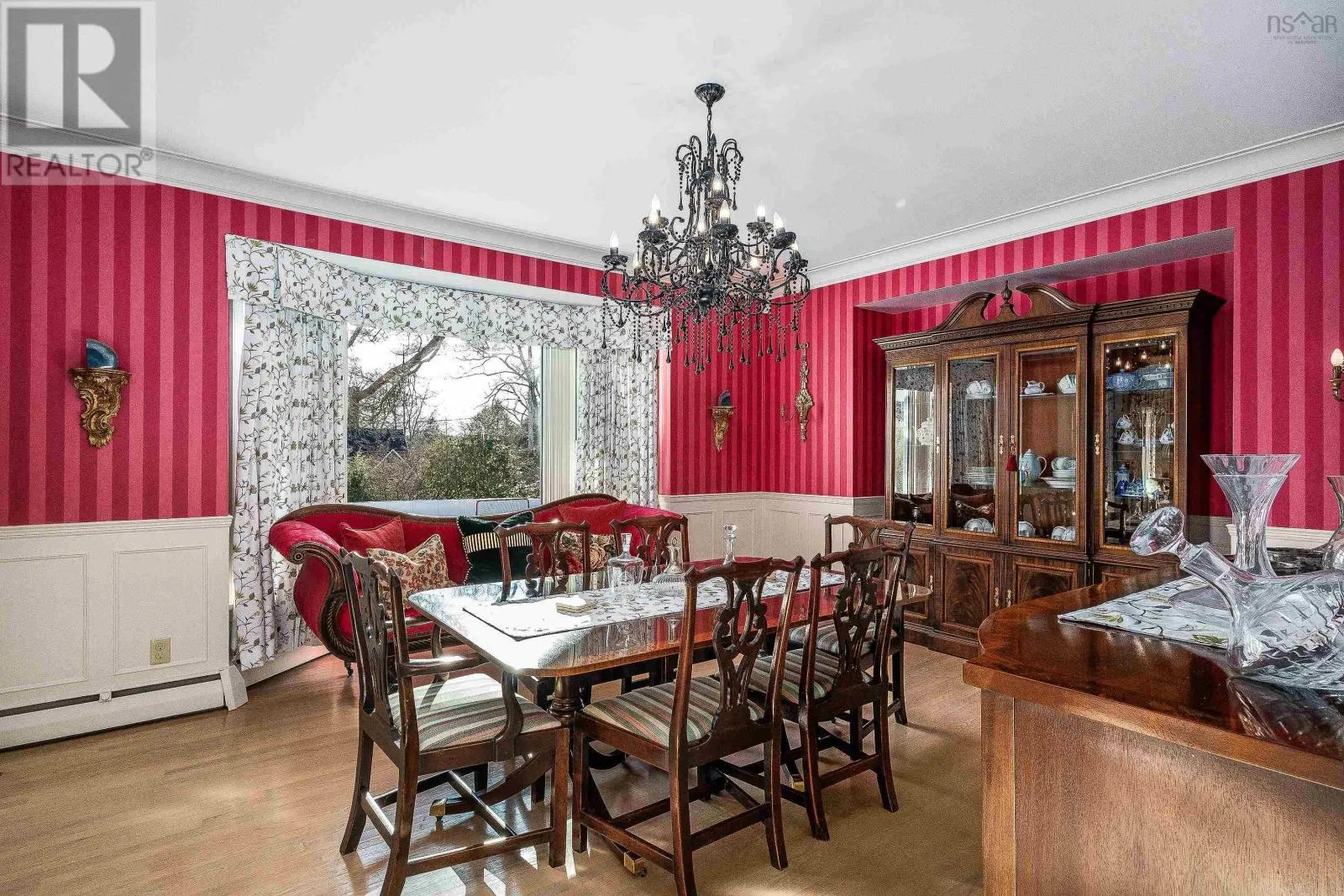 1462 Thornvale Avenue|1445 Birchdale Ave