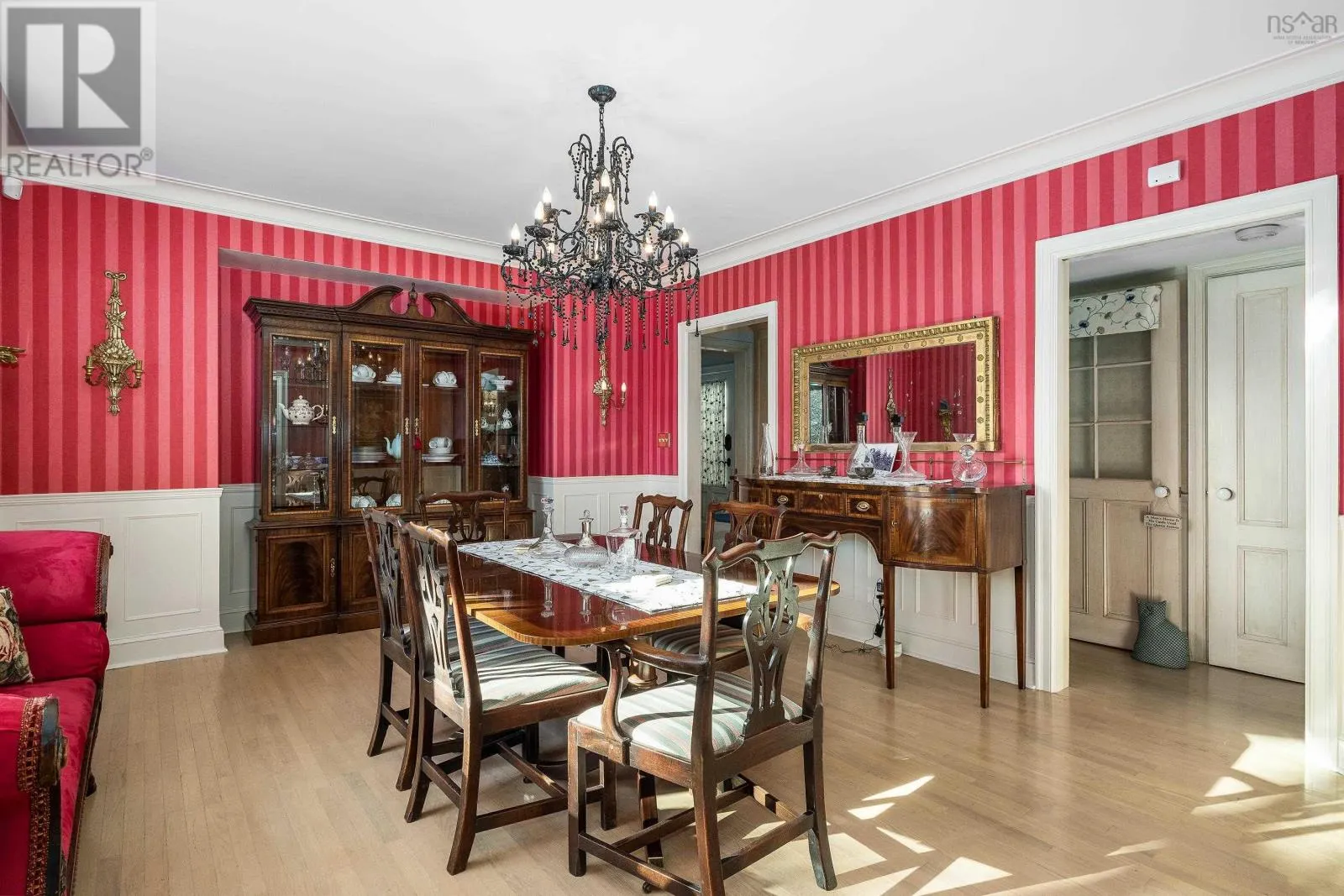 1462 Thornvale Avenue|1445 Birchdale Ave
