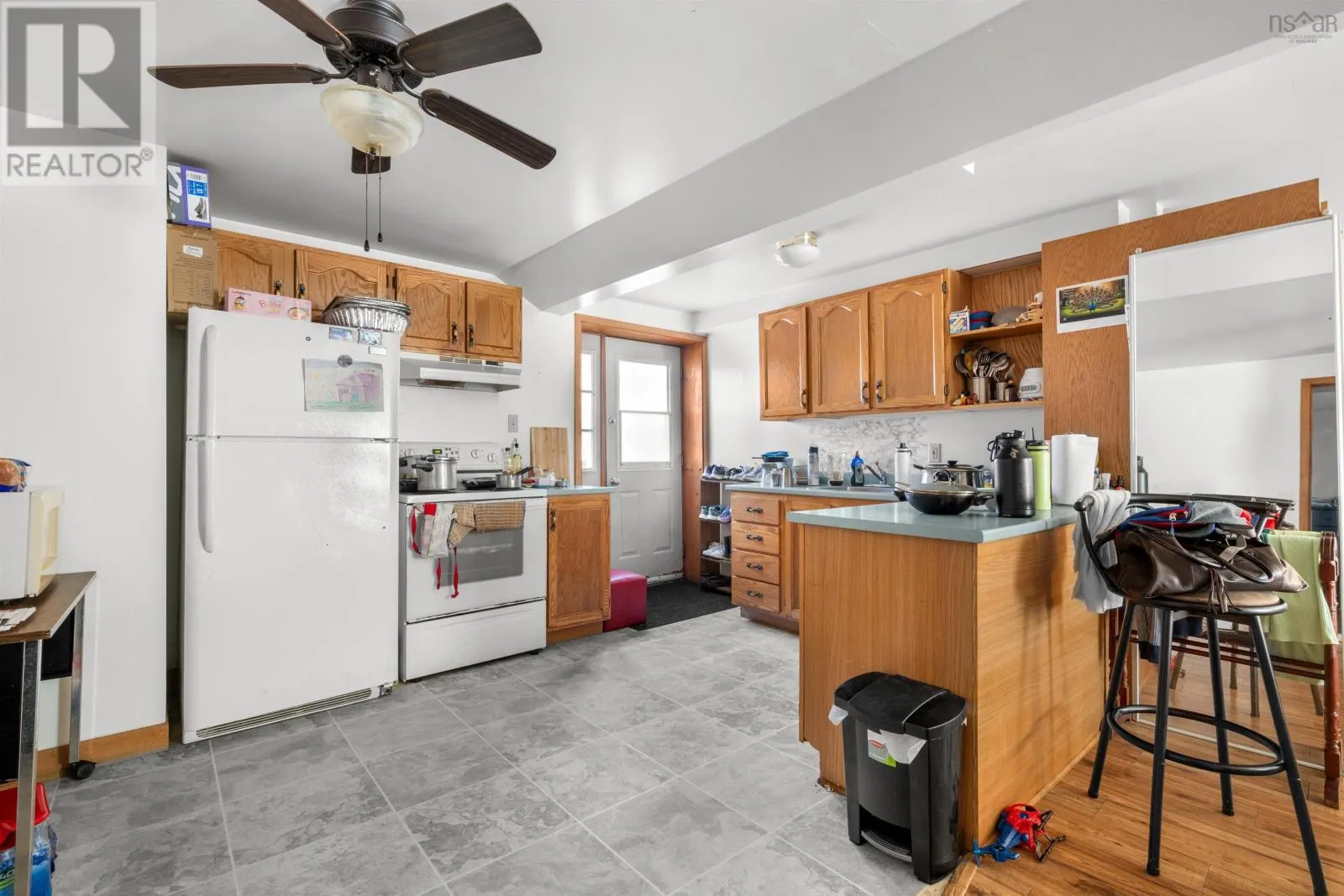 7 Pleasant Street