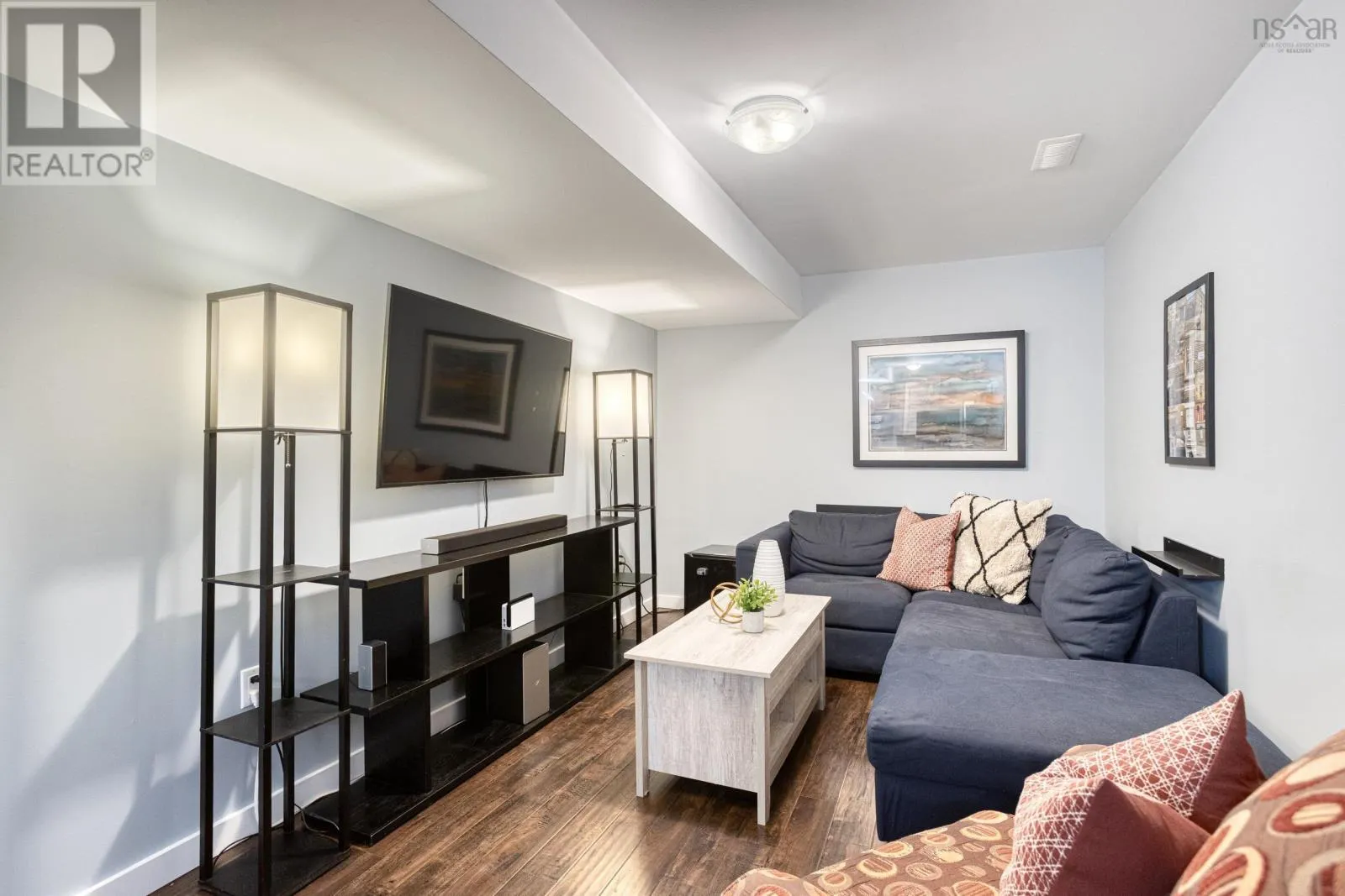 646 St. Margarets Bay Road