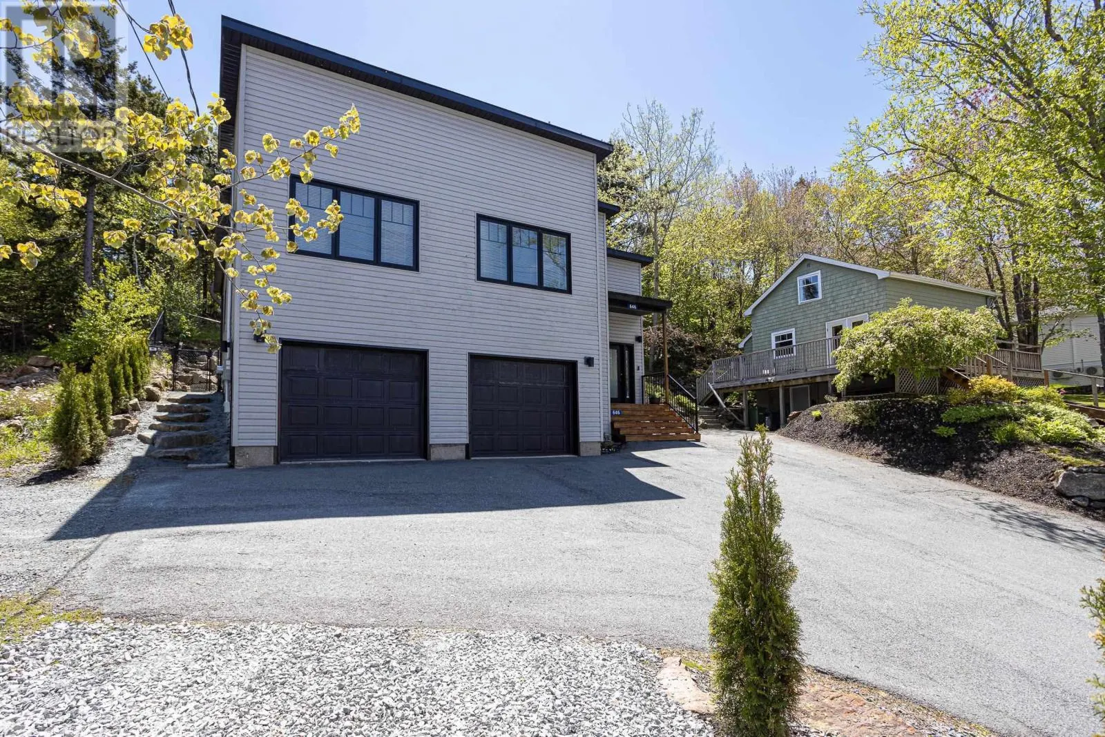 646 St. Margarets Bay Road