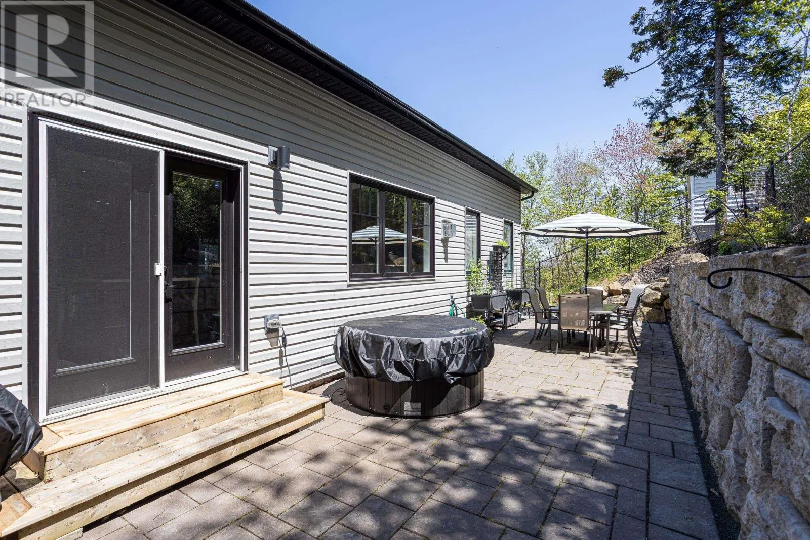 646 St. Margarets Bay Road