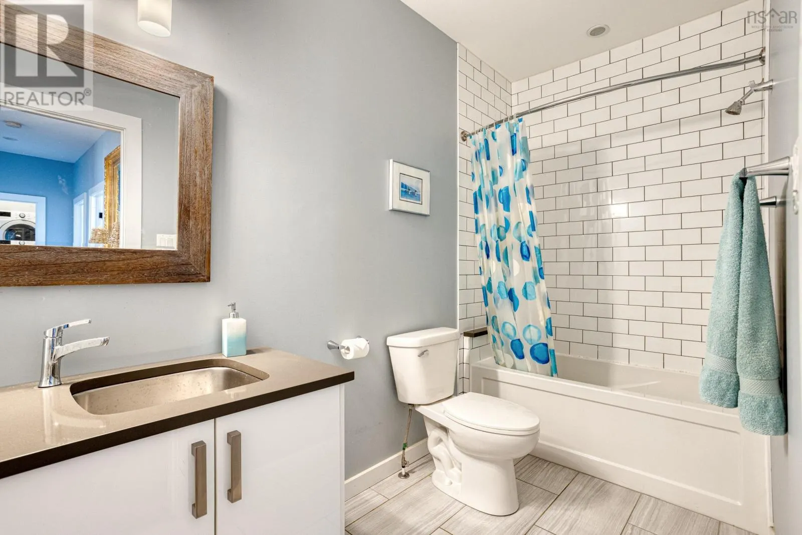 646 St. Margarets Bay Road