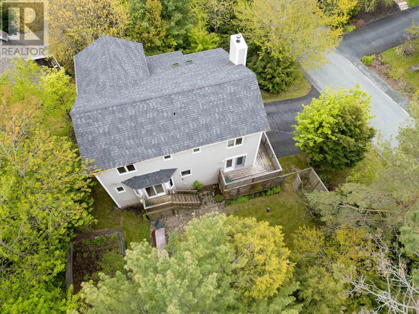 11 Millview Avenue