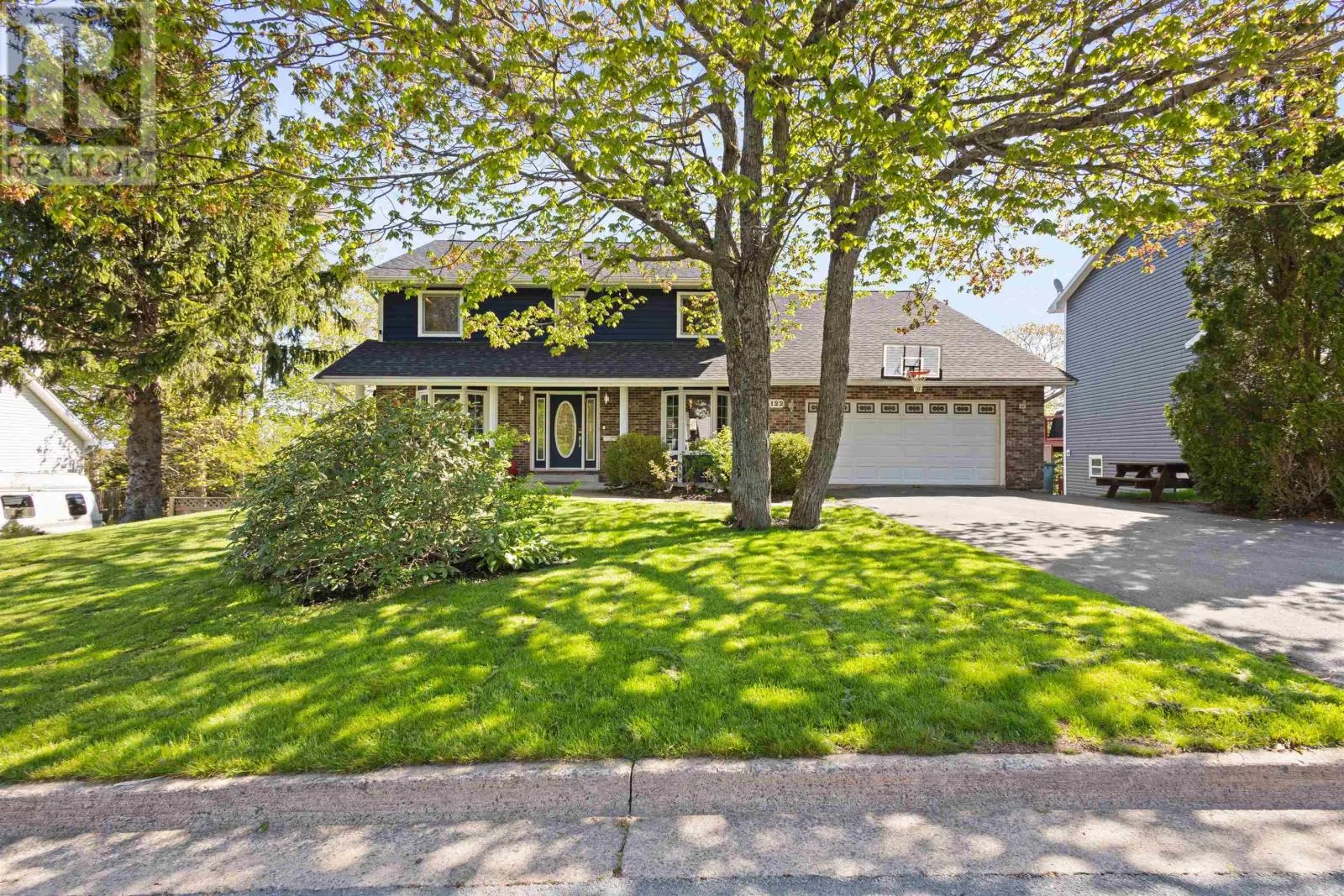 122 Peregrine Crescent