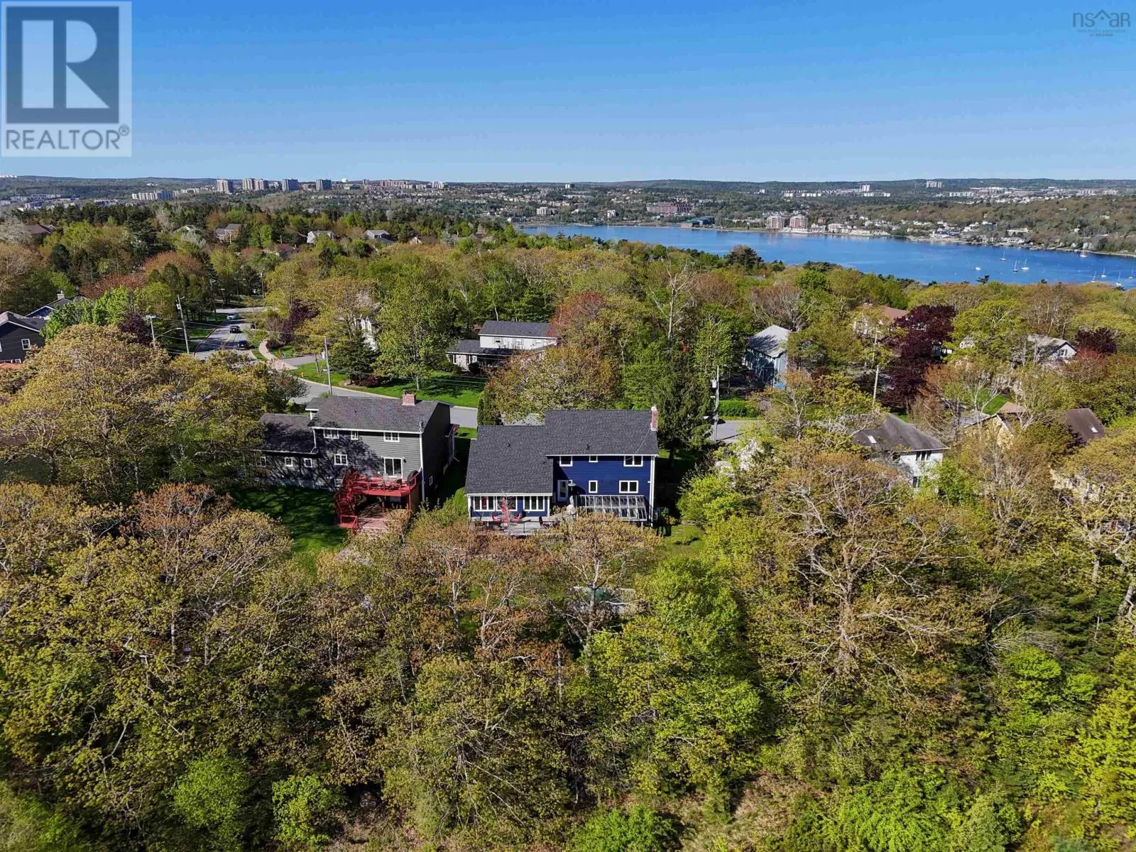 122 Peregrine Crescent