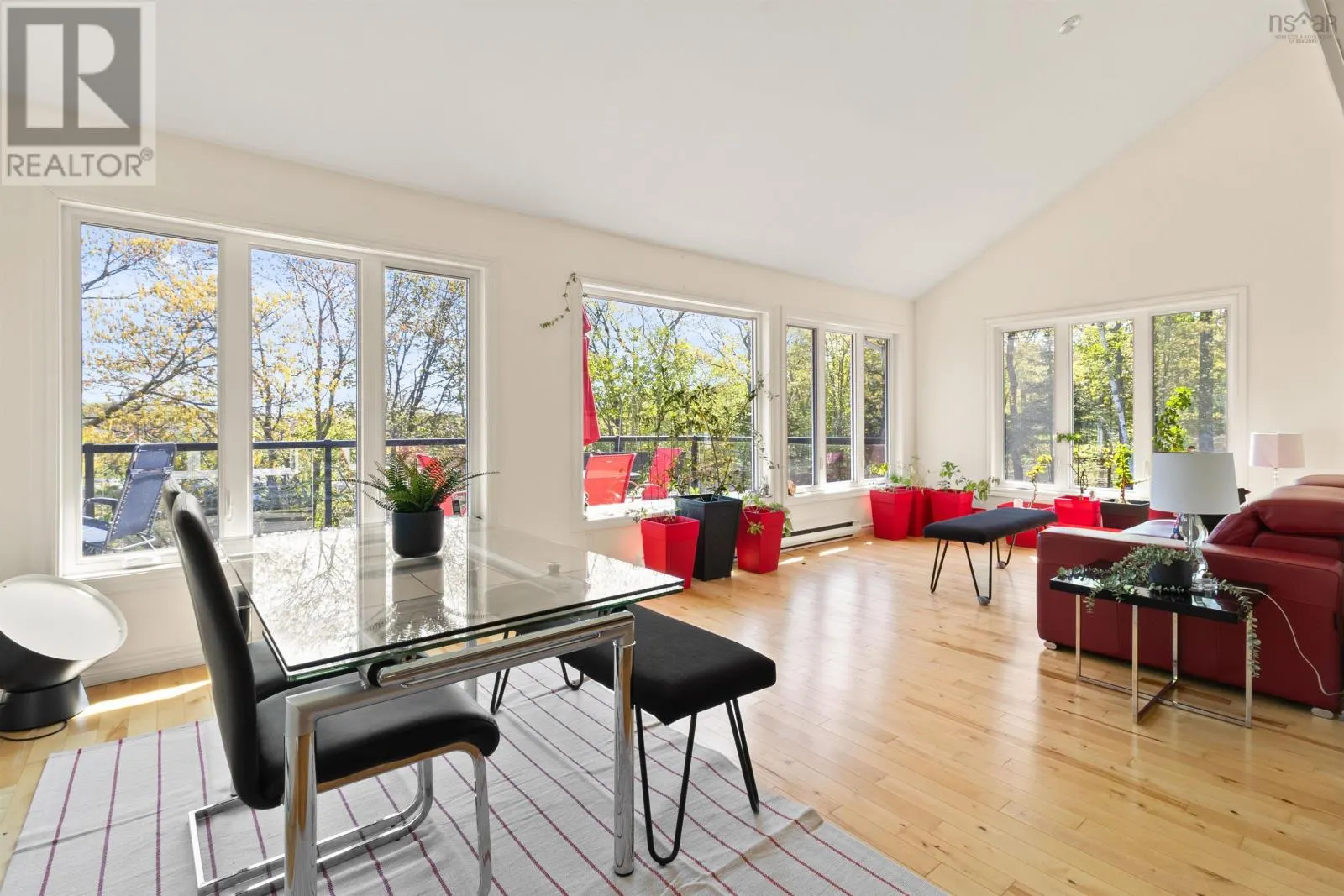 122 Peregrine Crescent
