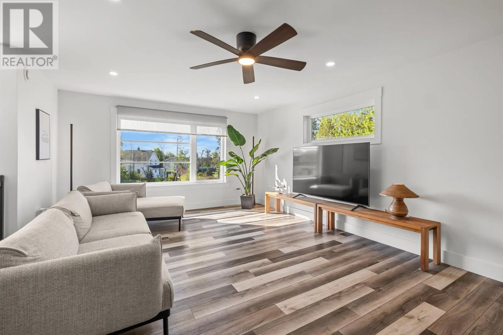 33 Beacon Hill Drive