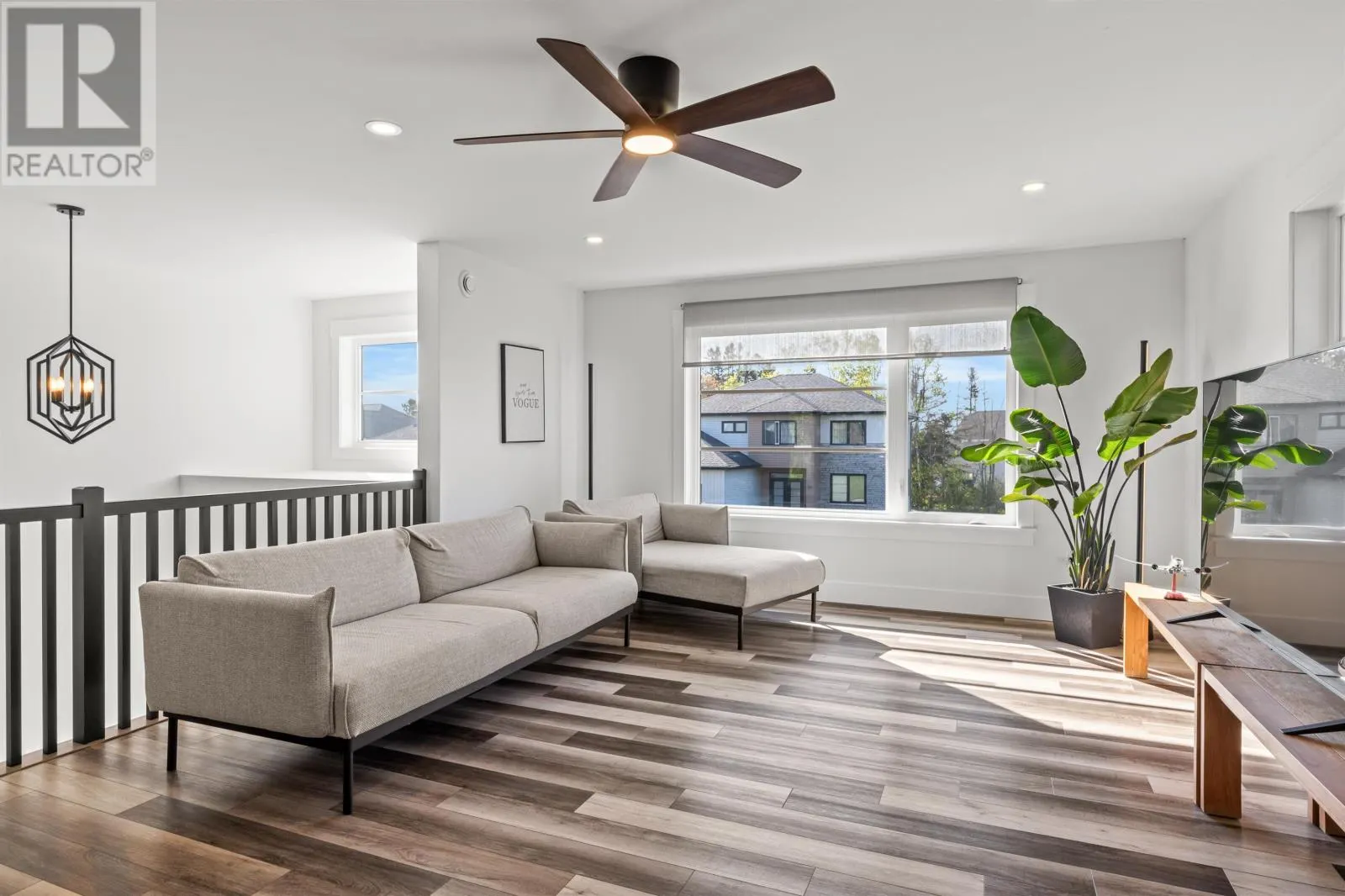 33 Beacon Hill Drive