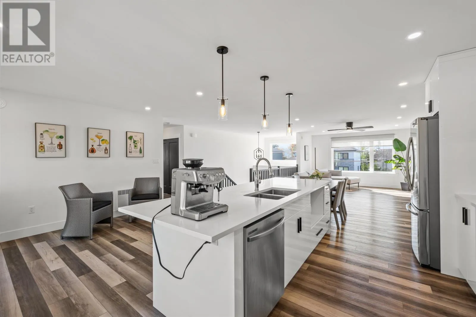33 Beacon Hill Drive