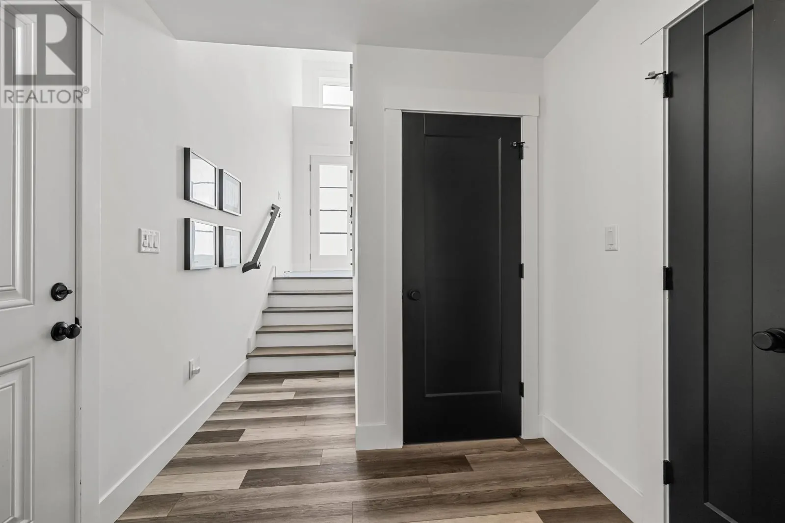 33 Beacon Hill Drive