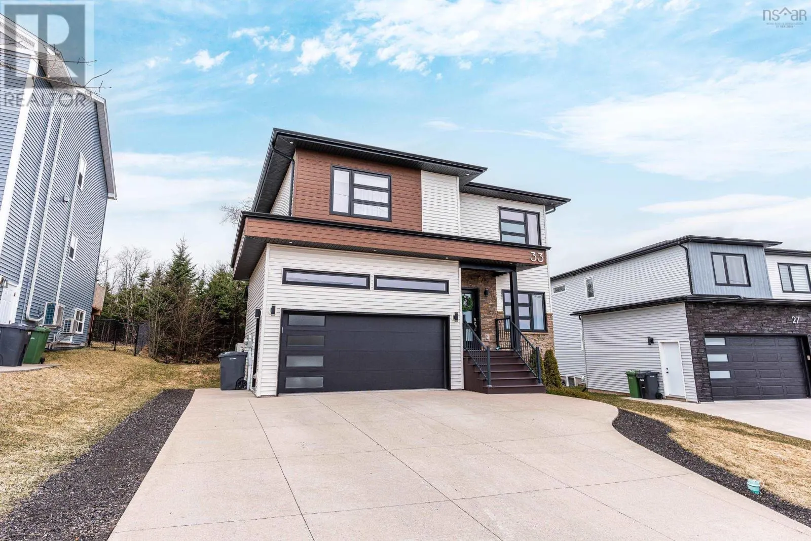 33 Merlot Court