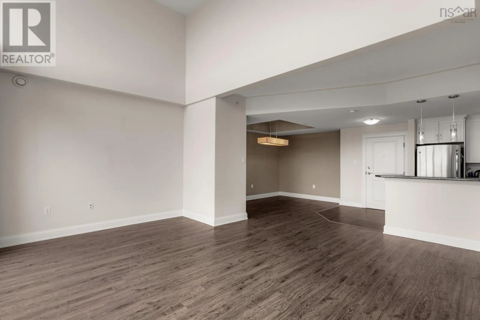 1207 60 Walter Havill Drive