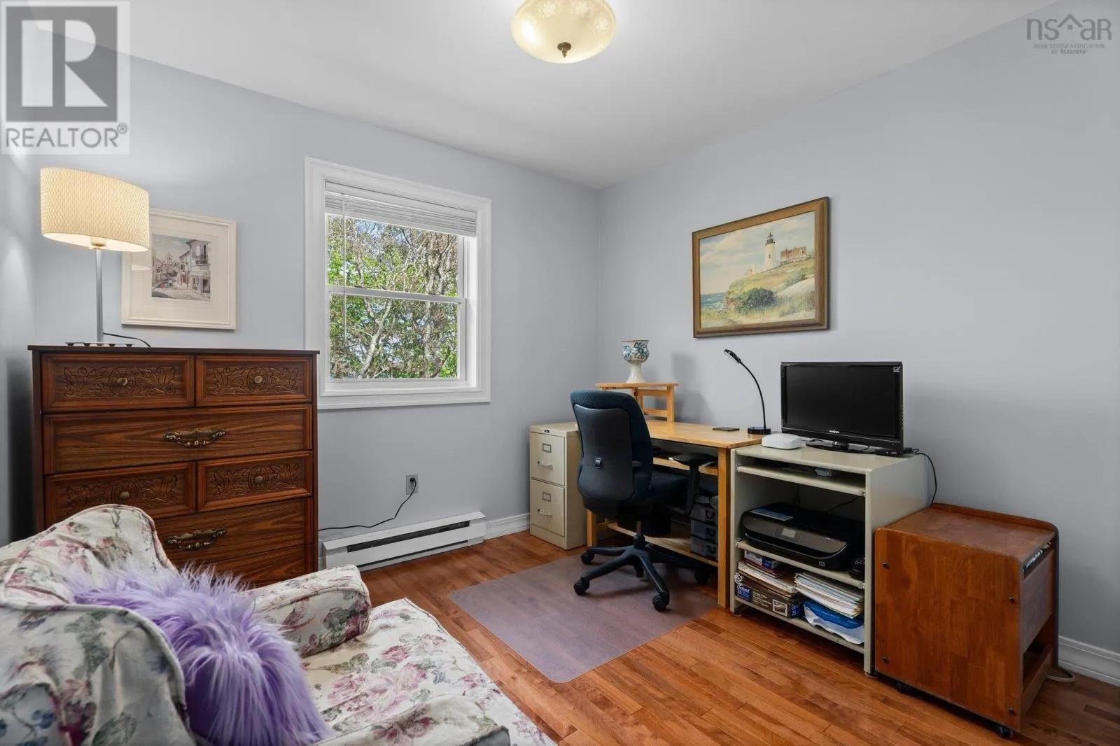 12 Pioneer Ave