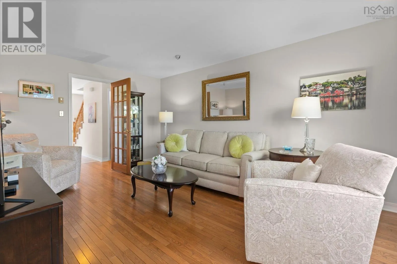 12 Pioneer Ave