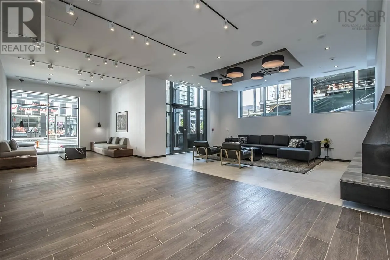 902 1650 GRANVILLE Street