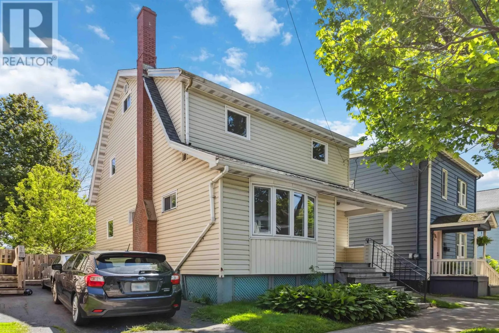 2577 Oxford Street