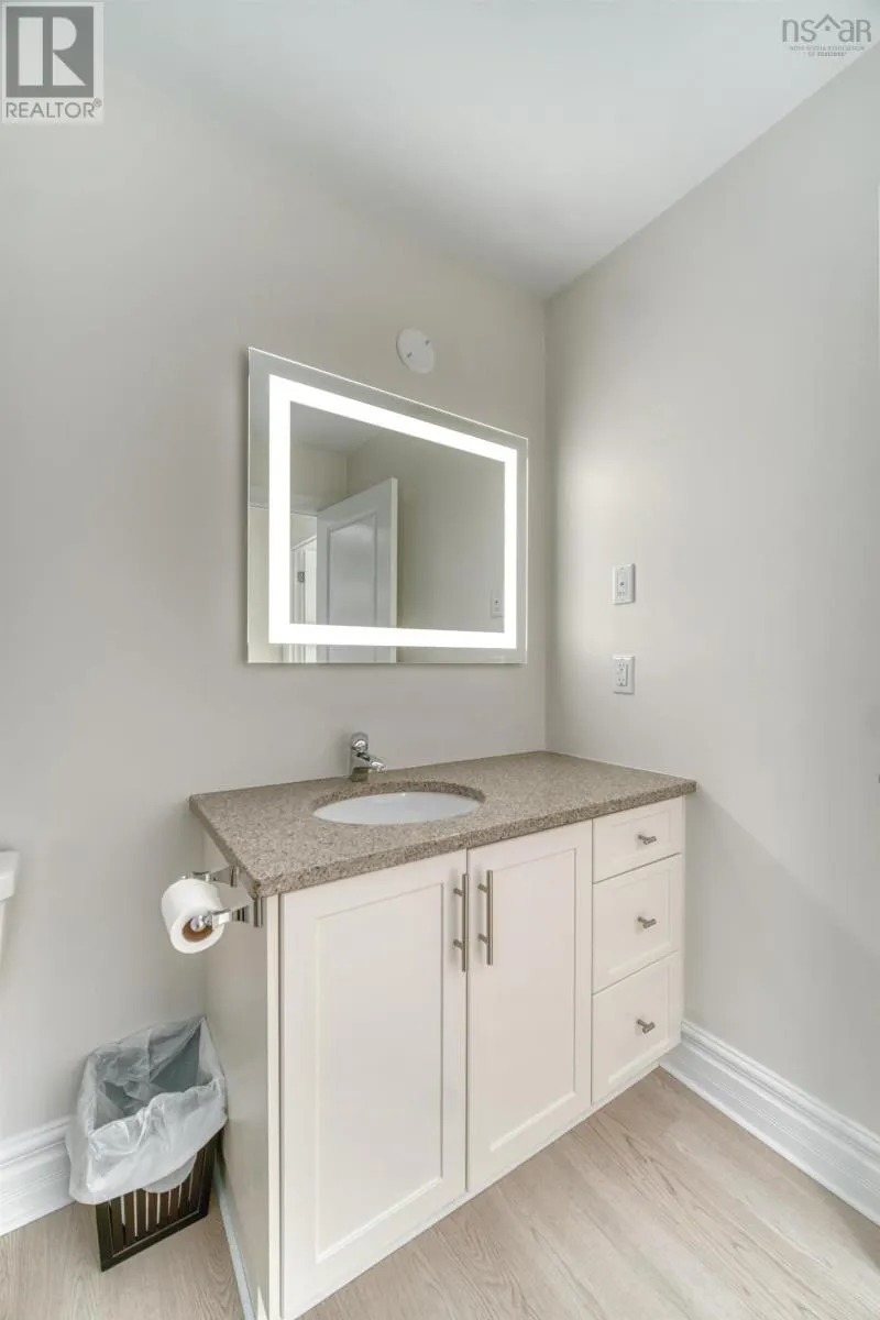 207 89 Pebblecreek Crescent