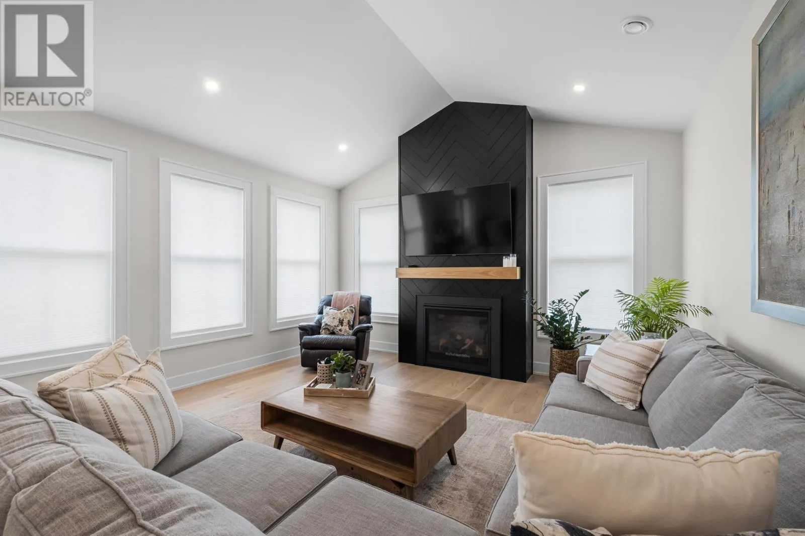 66 Smallwood Terrace