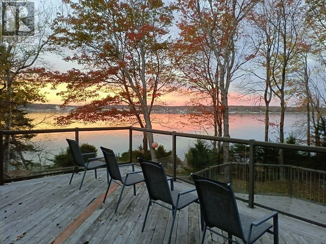 65 Shore Road