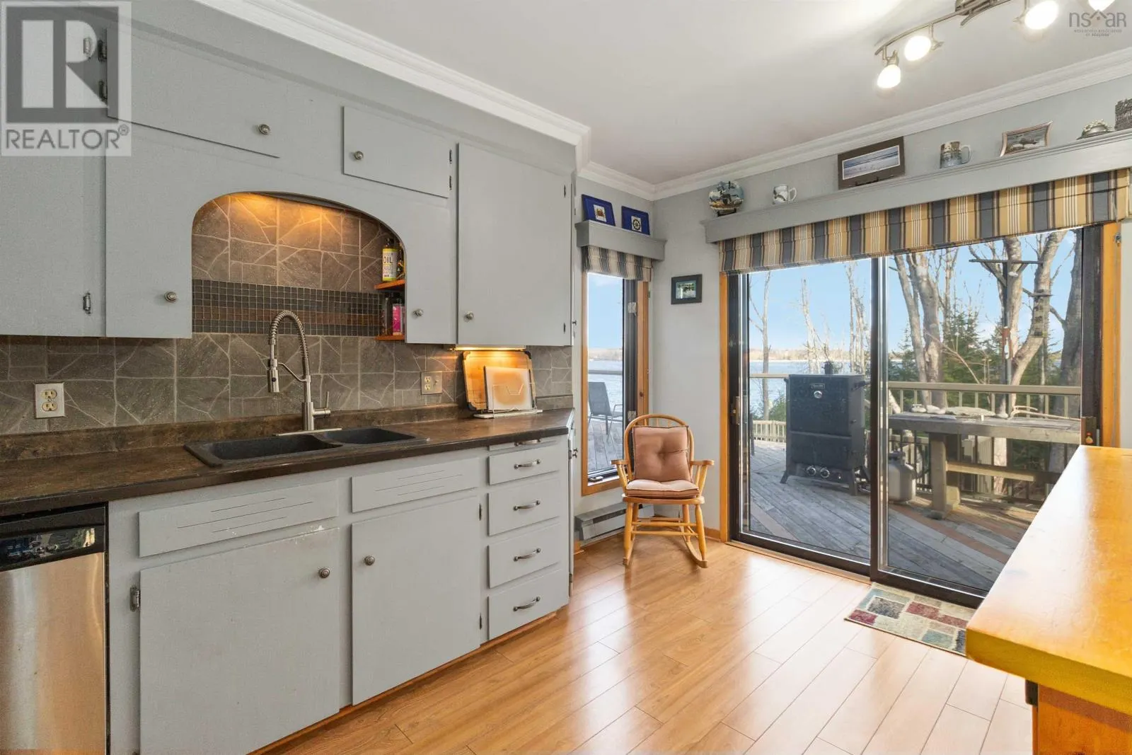 65 Shore Road
