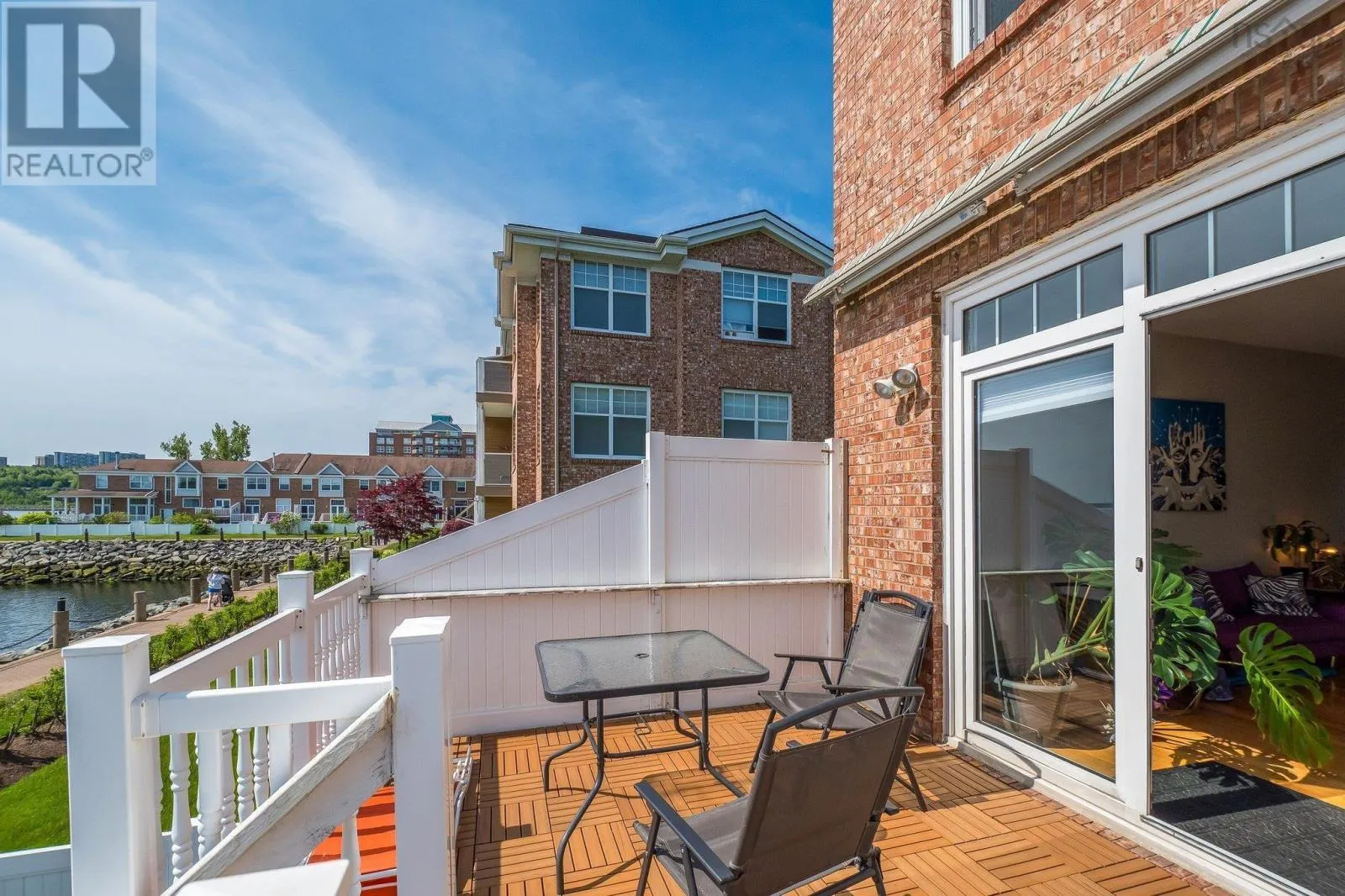 13 Arthur Lismer Court