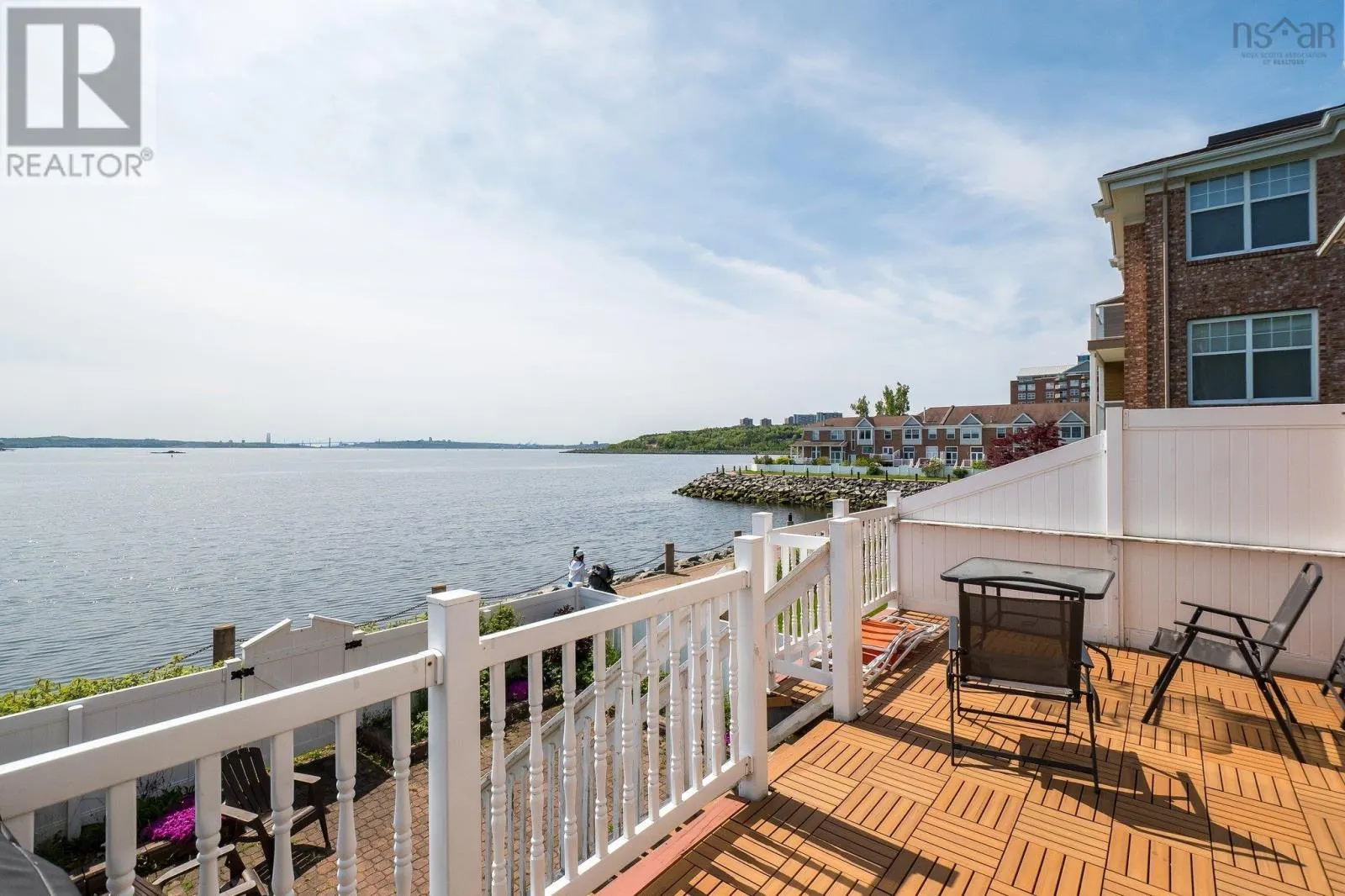 13 Arthur Lismer Court