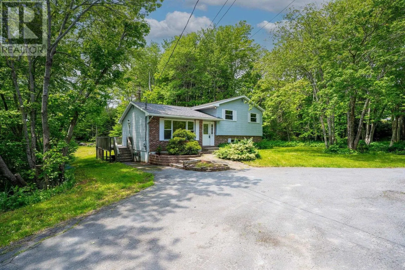 13 Greenhill Road