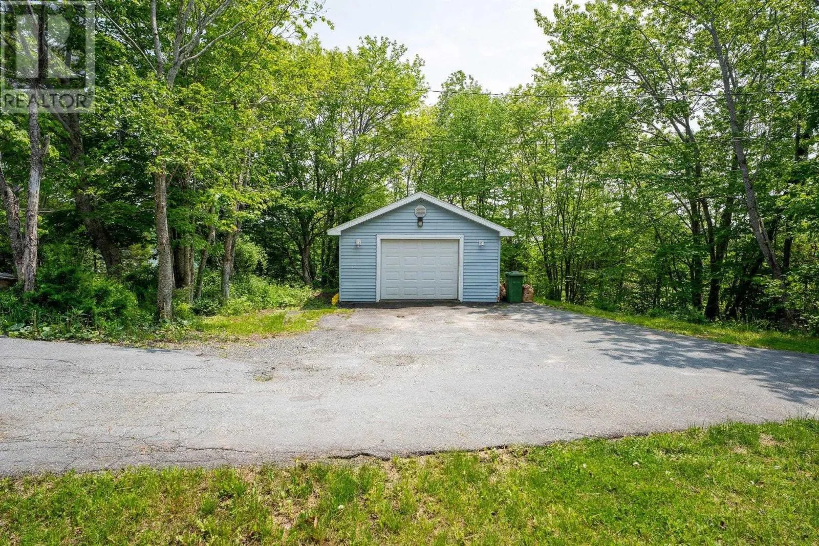 13 Greenhill Road