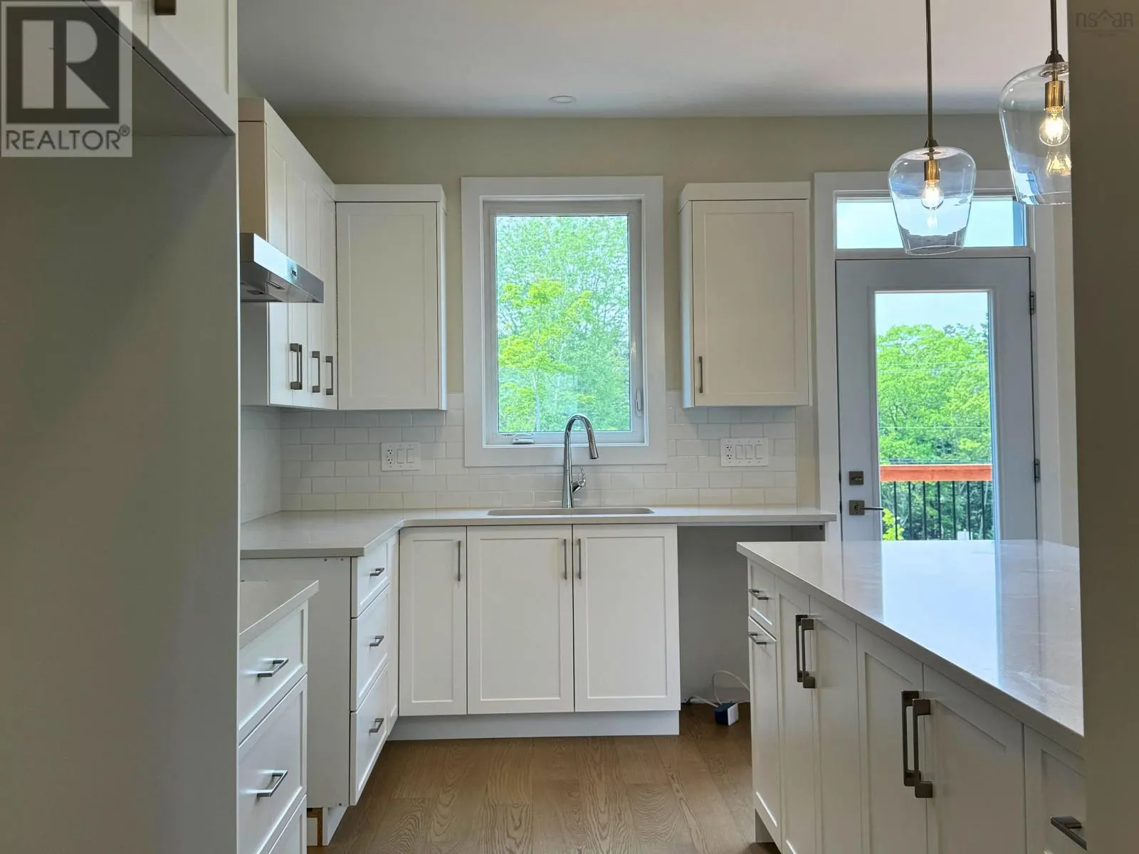 PC49 1 Pearlgarden Close