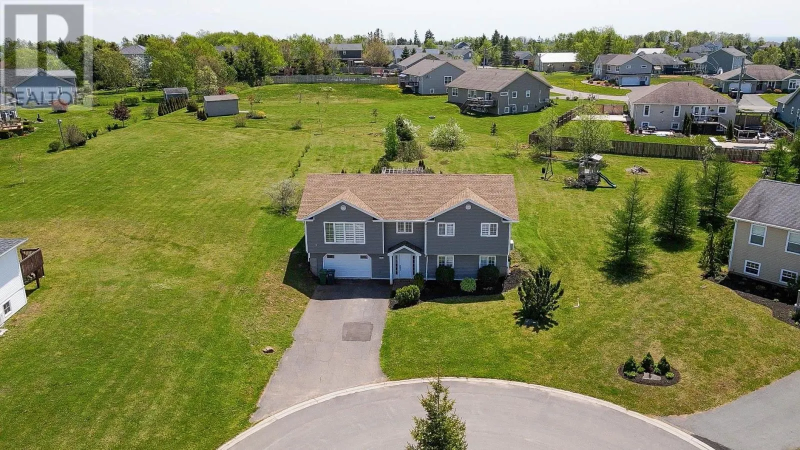 46 Maclauchlan Drive