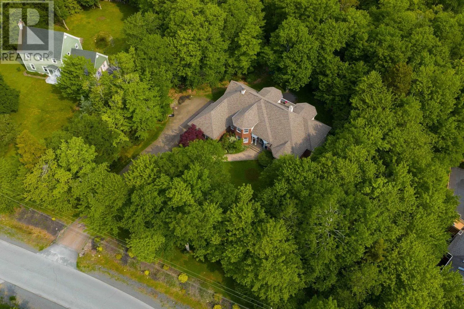 14 Club House Lane